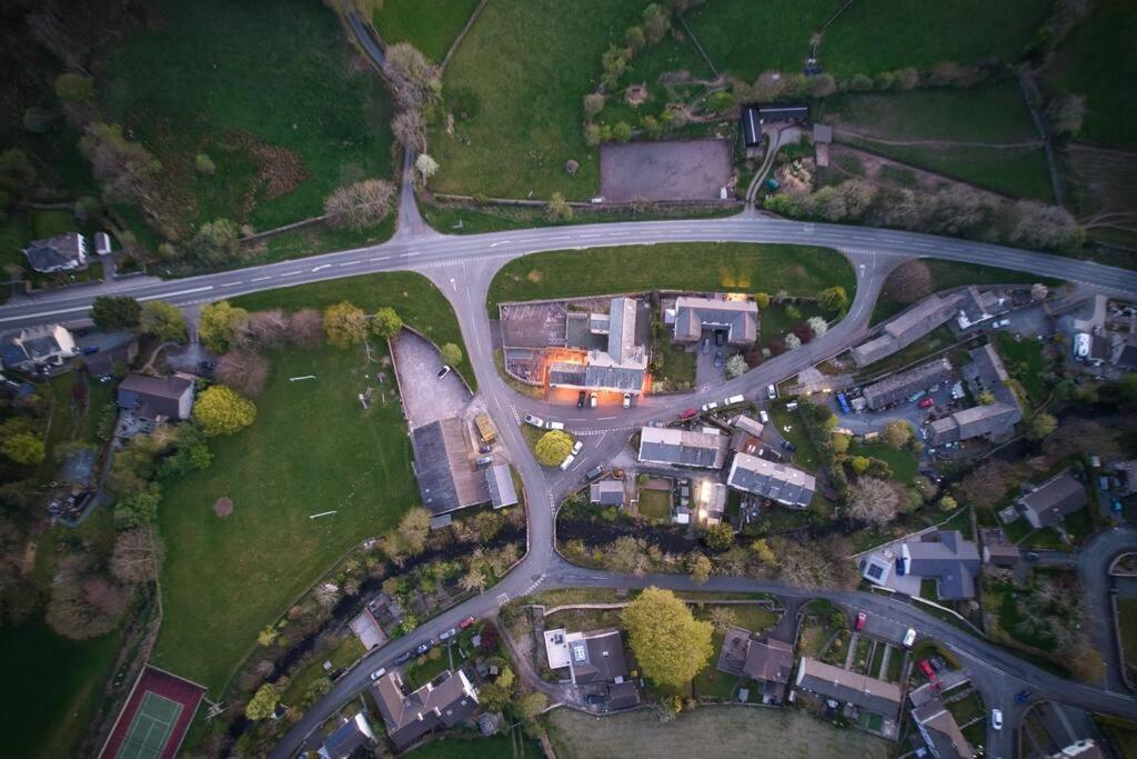 Luxurious Cottage With Hot Tub, Lake District Duddon Esterno foto