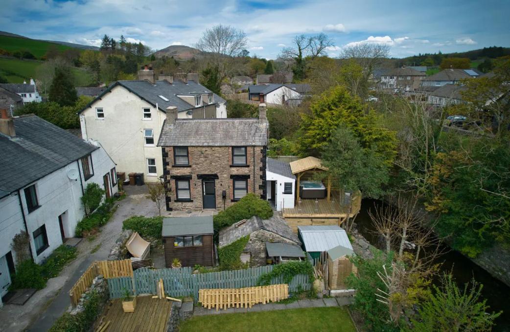 Luxurious Cottage With Hot Tub, Lake District Duddon Esterno foto